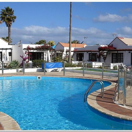 קורלחו Estrella Del Mar 8. 1 Bedroom Villa With Pool And Gardens 300 Metres From The Beach מראה חיצוני תמונה